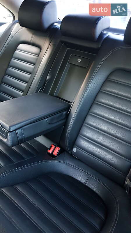 Купе Volkswagen CC / Passat CC 2013 в Львові