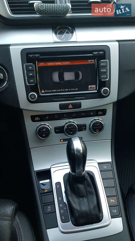 Купе Volkswagen CC / Passat CC 2013 в Львові
