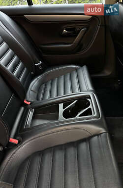 Купе Volkswagen CC / Passat CC 2010 в 