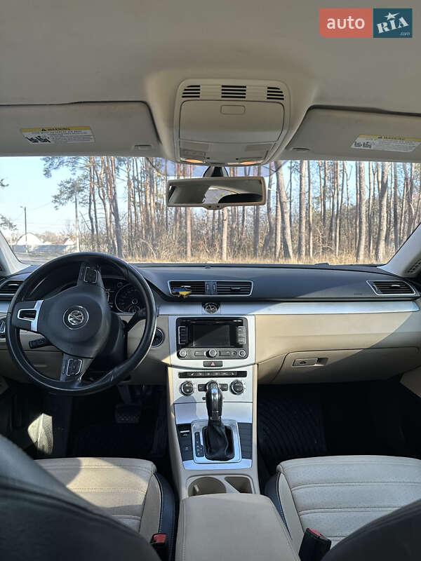 Купе Volkswagen CC / Passat CC 2012 в Житомирі