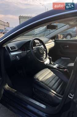 Купе Volkswagen CC / Passat CC 2014 в 