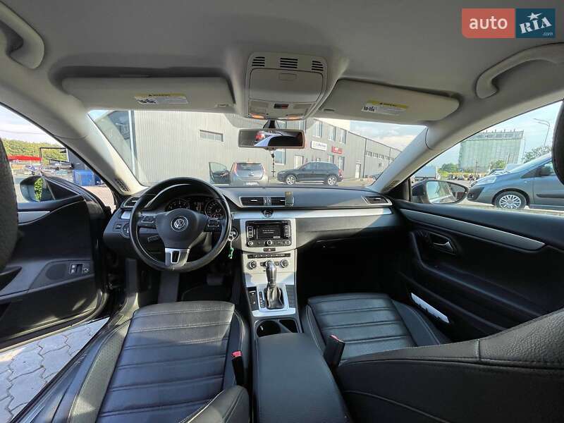 Купе Volkswagen CC / Passat CC 2014 в Стрию