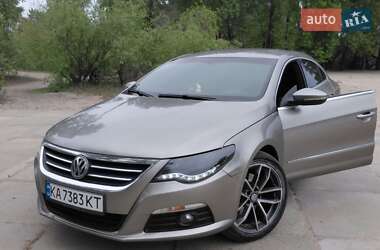 Купе Volkswagen CC / Passat CC 2010 в Киеве