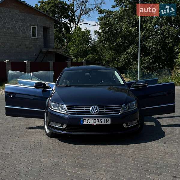 Купе Volkswagen CC / Passat CC 2014 в Стрию