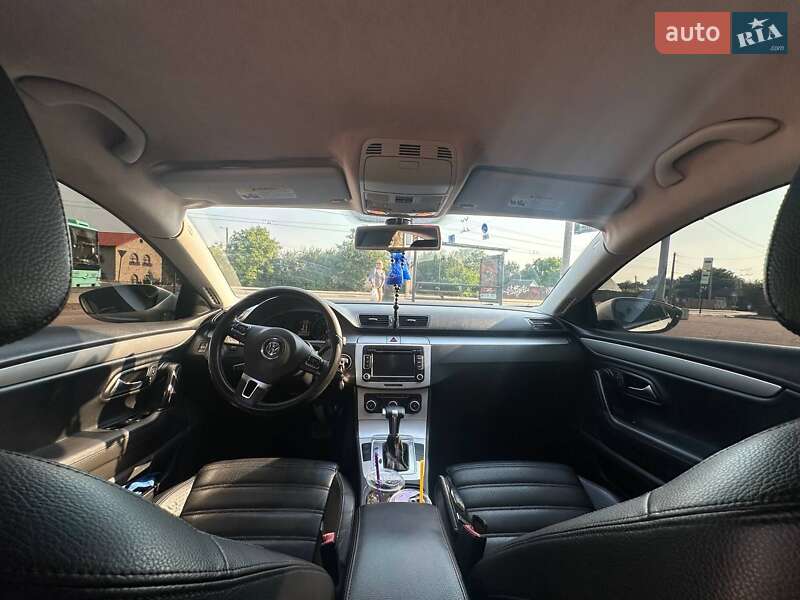 Купе Volkswagen CC / Passat CC 2010 в Чернігові