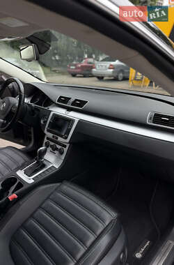 Купе Volkswagen CC / Passat CC 2015 в 