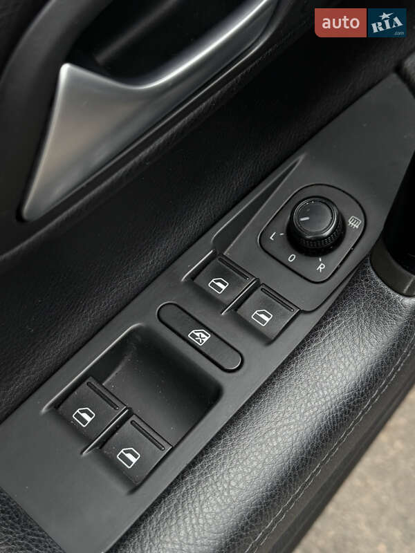 Купе Volkswagen CC / Passat CC 2015 в Киеве
