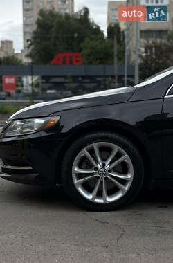 Купе Volkswagen CC / Passat CC 2015 в 