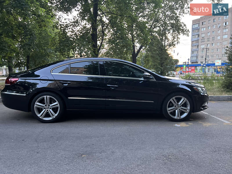 Купе Volkswagen CC / Passat CC 2012 в Кропивницькому