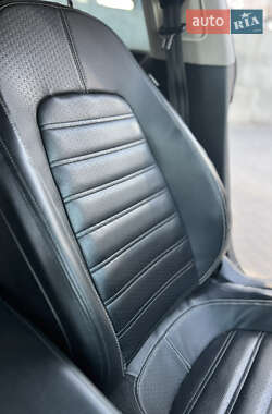 Купе Volkswagen CC / Passat CC 2012 в 