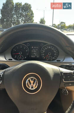 Купе Volkswagen CC / Passat CC 2012 в 