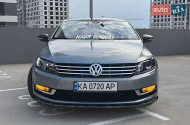 Купе Volkswagen CC / Passat CC 2012 в 