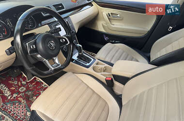 Купе Volkswagen CC / Passat CC 2012 в 
