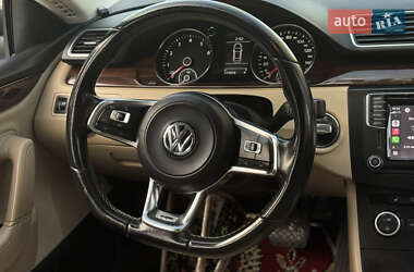 Купе Volkswagen CC / Passat CC 2012 в 
