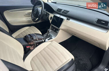 Купе Volkswagen CC / Passat CC 2010 в 
