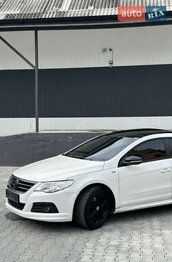 Купе Volkswagen CC / Passat CC 2009 в 