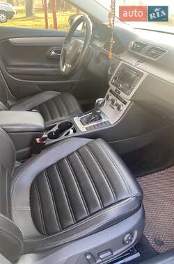Купе Volkswagen CC / Passat CC 2013 в 