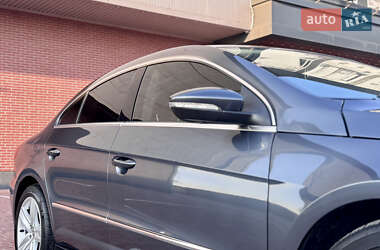 Купе Volkswagen CC / Passat CC 2013 в 