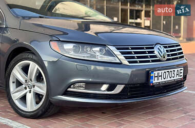 Купе Volkswagen CC / Passat CC 2013 в 