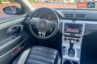 Купе Volkswagen CC / Passat CC 2013 в 