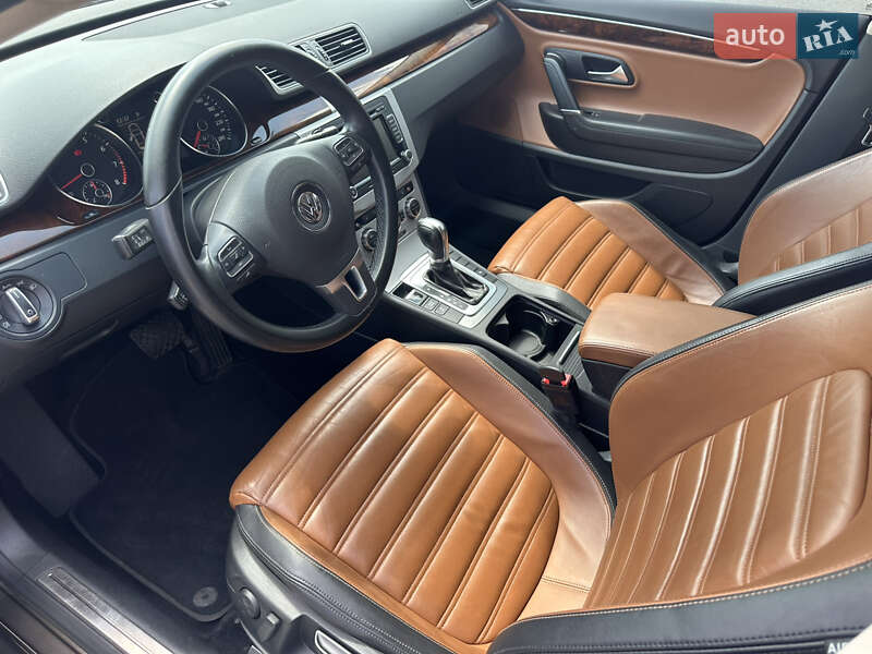 Купе Volkswagen CC / Passat CC 2012 в Днепре