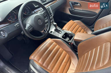 Купе Volkswagen CC / Passat CC 2012 в 
