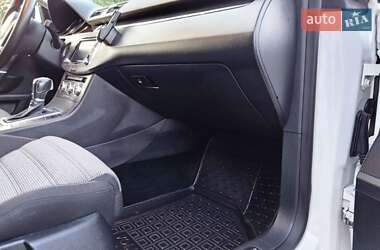 Купе Volkswagen CC / Passat CC 2013 в 