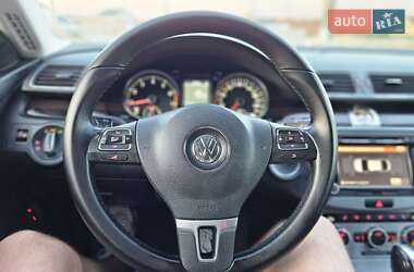 Купе Volkswagen CC / Passat CC 2013 в 