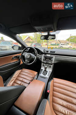 Купе Volkswagen CC / Passat CC 2012 в 