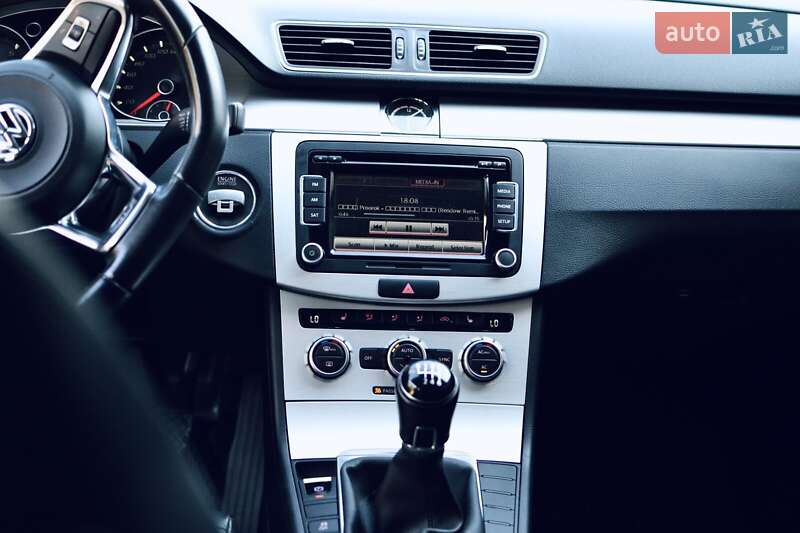 Купе Volkswagen CC / Passat CC 2012 в Зміїві фото 17 Купе Volkswagen CC / Passat CC 2012 в Зміїві