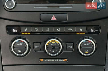 Купе Volkswagen CC / Passat CC 2013 в 