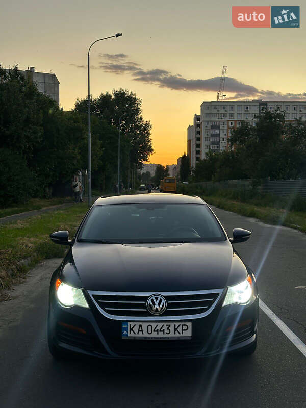 Купе Volkswagen CC / Passat CC 2010 в Киеве