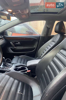 Купе Volkswagen CC / Passat CC 2011 в 
