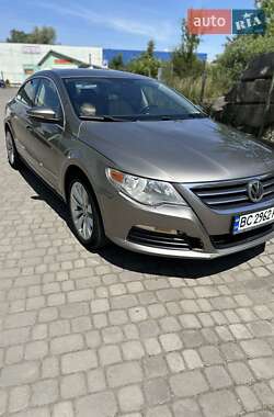 Купе Volkswagen CC / Passat CC 2011 в Львове
