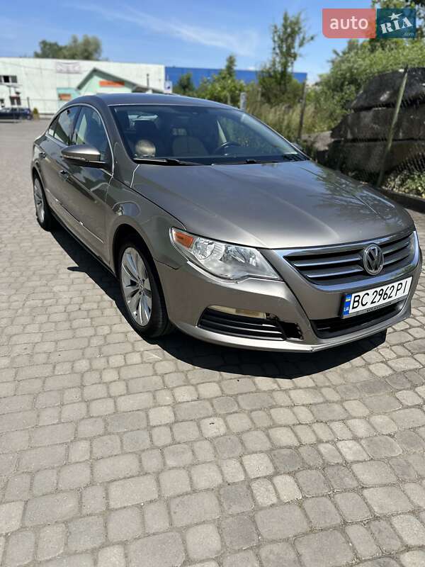 Volkswagen CC / Passat CC 2011