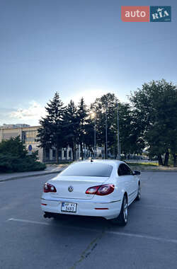 Купе Volkswagen CC / Passat CC 2011 в 