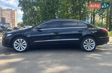 Купе Volkswagen CC / Passat CC 2011 в 