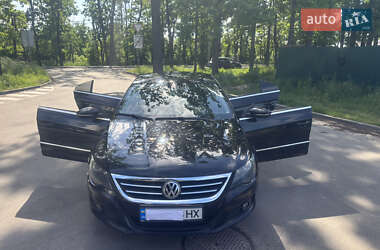 Купе Volkswagen CC / Passat CC 2011 в Києві