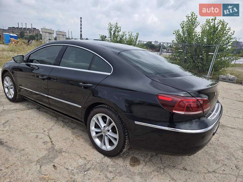 Купе Volkswagen CC / Passat CC 2013 в Києві