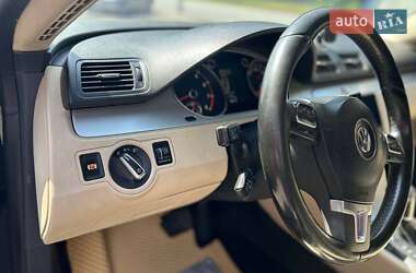 Купе Volkswagen CC / Passat CC 2010 в 