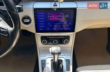 Купе Volkswagen CC / Passat CC 2010 в 