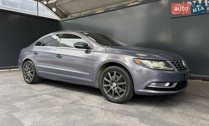 Купе Volkswagen CC / Passat CC 2013 в Києві