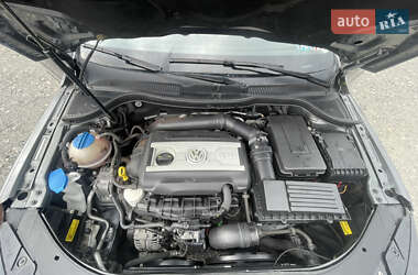 Купе Volkswagen CC / Passat CC 2016 в 