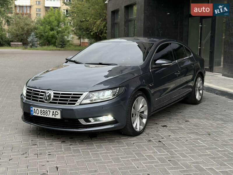 Купе Volkswagen CC / Passat CC 2012 в Ужгороді