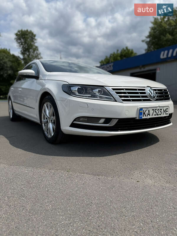 Купе Volkswagen CC / Passat CC 2012 в 
