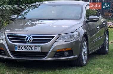 Купе Volkswagen CC / Passat CC 2009 в Луцьку