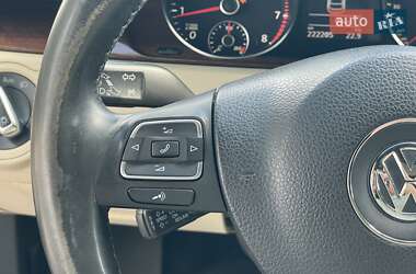 Купе Volkswagen CC / Passat CC 2011 в 