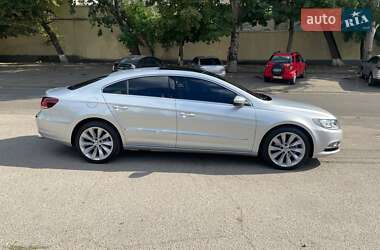 Купе Volkswagen CC / Passat CC 2013 в 