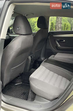 Купе Volkswagen CC / Passat CC 2008 в 