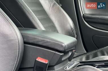Купе Volkswagen CC / Passat CC 2009 в 